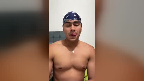 andres online show from August 7, 4:22 am