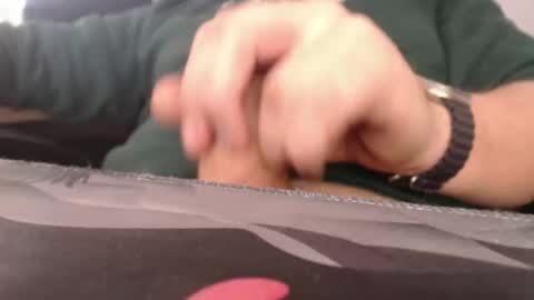 andi1993 online show from April 29, 6:18 am