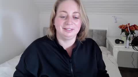 Andorphin online show from November 18, 9:56 am