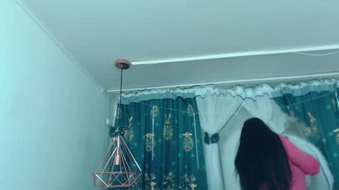 Snapshot of andrahart_ chatting on March 7, 2:46 am AndraHart  online show from March 7, 2:46 am