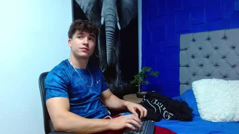 Andre Parker online show from February 19, 2:12 am