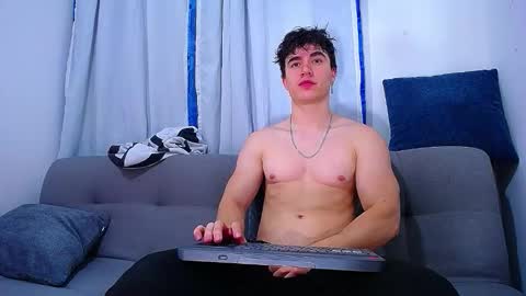 Andre Parker online show from September 16, 1:51 am