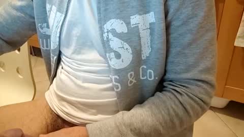 Snapshot of andrea_feetlover chatting on September 24, 5:25 am andrea_feetlover online show from September 24, 5:25 am