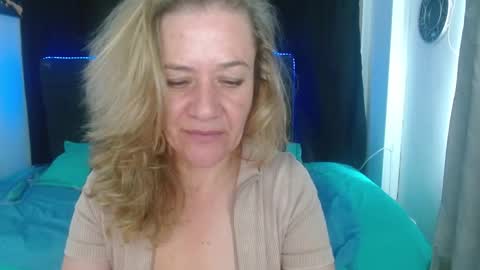 andreea_xx online show from February 11, 2:21 pm