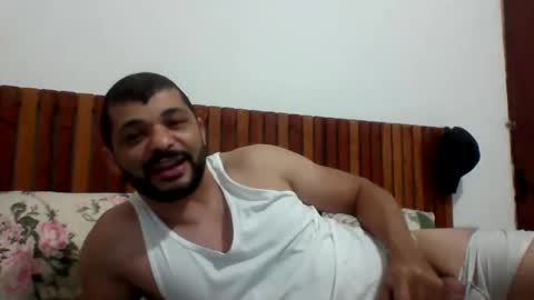 Snapshot of andreloko123 chatting on October 17, 2:15 am andreloko123 online show from October 17, 2:15 am