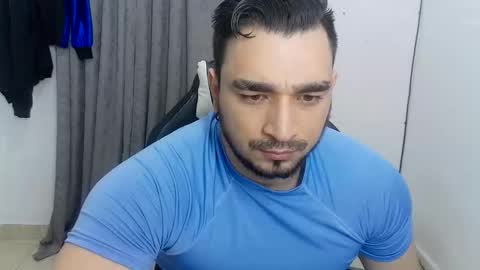 andres180950734 online show from May 11, 11:28 am