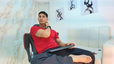 ANDRES  online show from December 1, 4:32 am