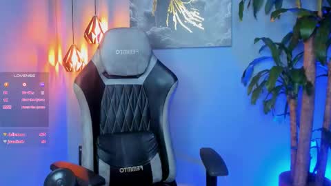 Snapshot of andresfiit chatting on October 22, 5:54 am Andres online show from October 22, 5:54 am