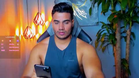 Snapshot of andresfiit chatting on October 15, 3:32 am Andres online show from October 15, 3:32 am