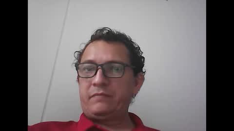 andresfloga online show from November 7, 11:34 am