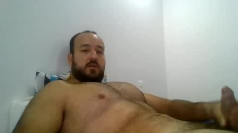 andressx06 online show from May 28, 2:04 pm