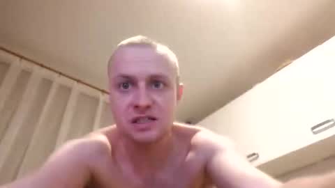 andrew3356577 online show from February 8, 1:53 am