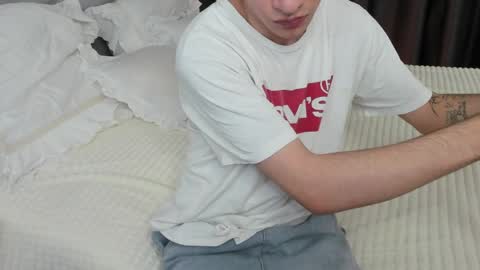 Andrew online show from April 1, 3:20 pm