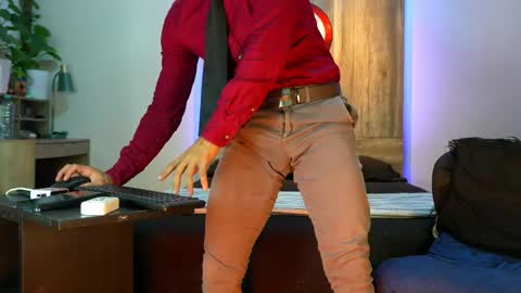 Andrew online show from April 19, 7:20 am