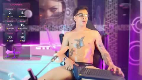 andrew_haalls online show from March 25, 10:16 pm