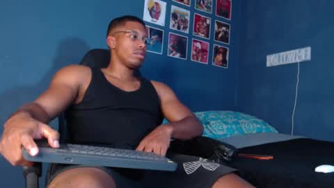 Andrew online show from December 19, 9:16 pm