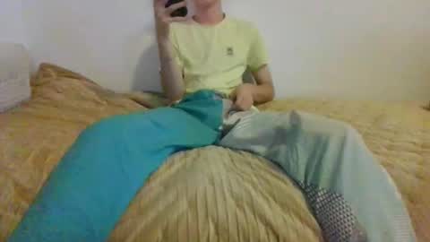 Andrew online show from October 20, 6:24 pm