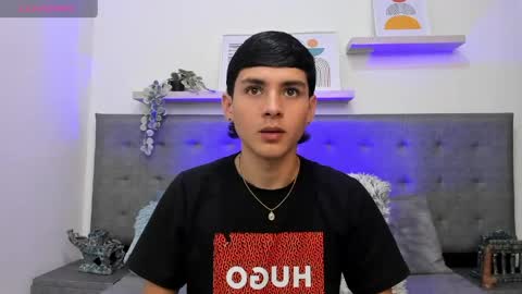 andrew restrepo online show from April 18, 11:27 pm