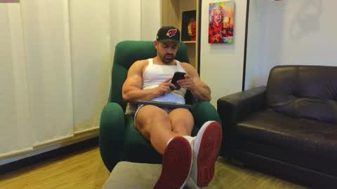 Andrew online show from November 13, 1:52 am