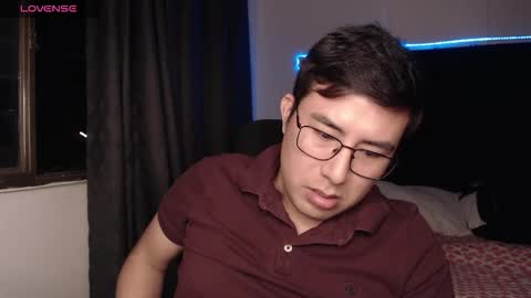 andrewmhilton_ online show from February 17, 6:01 am