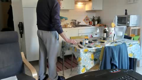 androx77 online show from November 17, 11:46 am