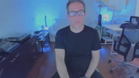 Andrew online show from November 3, 11:33 am