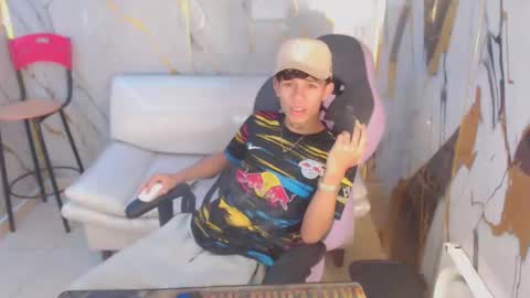 andy_dan1 online show from October 22, 2:30 pm