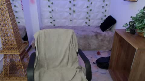 Andy online show from March 29, 8:38 am