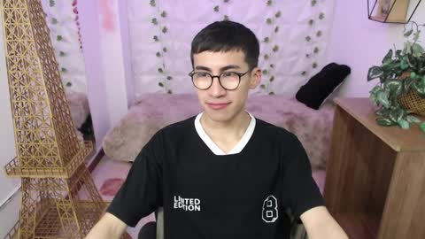 Andy online show from April 1, 3:29 am