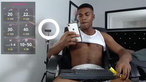 andy_smith333 online show from March 1, 11:47 pm