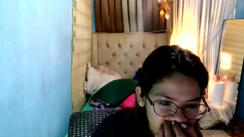 sasha online show from April 2, 11:39 am