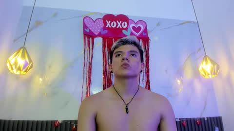 andyfame11 online show from February 14, 7:27 pm