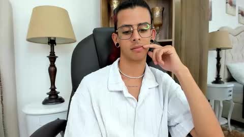 andyxibrat online show from February 15, 12:57 am