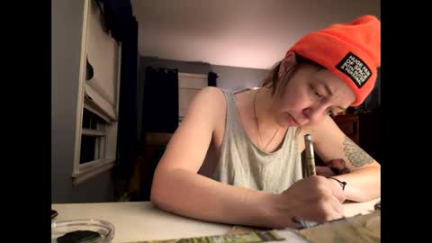 aneoakley online show from December 14, 7:47 am