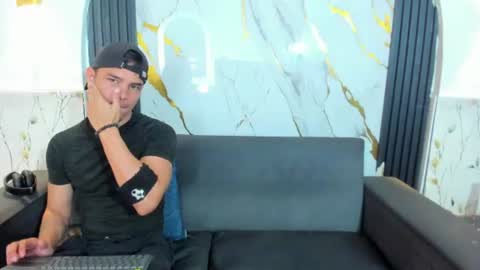 angel_blessed online show from July 30, 11:55 am