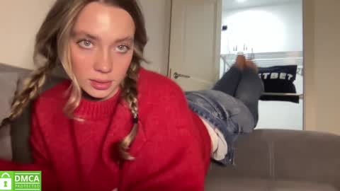 Snapshot of angel_from_sky chatting on December 24, 11:38 am Greetings  Jess online show from December 24, 11:38 am