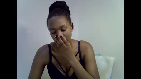 angel_mia5 online show from December 16, 11:33 pm