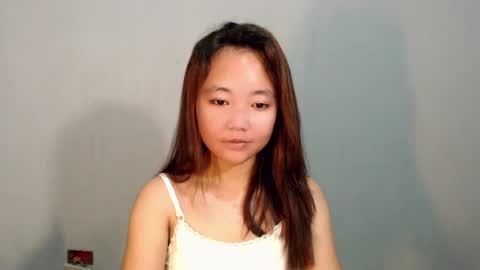 angel_piecumxx online show from July 13, 6:33 pm