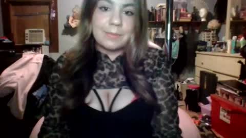 Angel online show from November 19, 1:54 pm