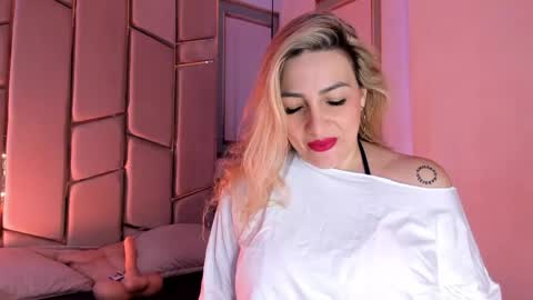 Angel  online show from April 14, 4:43 pm