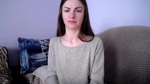 Zoe online show from March 13, 1:03 pm