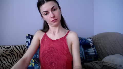 Zoe online show from April 8, 8:50 am