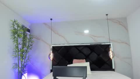 ANGELA online show from November 6, 12:19 pm