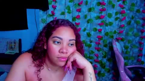 Angela online show from April 14, 8:45 pm