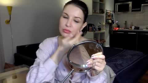 Angela online show from January 12, 8:38 pm