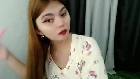 angelari_slut online show from December 15, 6:31 am
