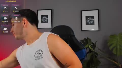 angelbell19 online show from December 12, 3:10 am