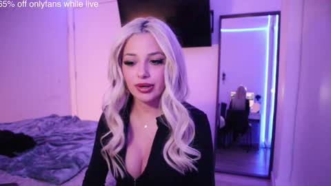 angelcookie online show from March 5, 4:10 am