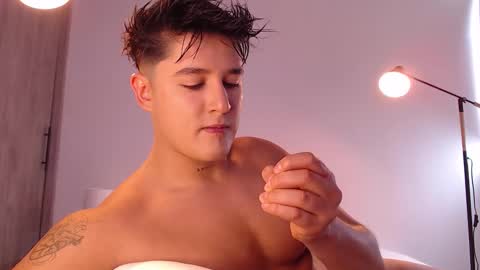 Angel online show from November 29, 4:47 pm