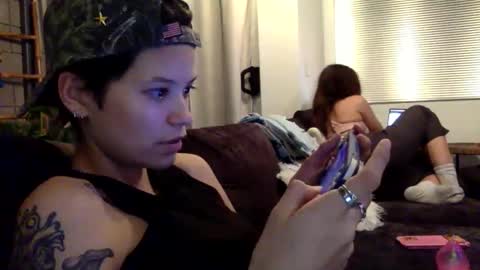 angelia01m online show from March 27, 4:07 am